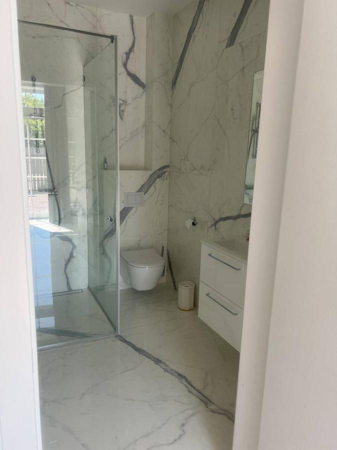 Karkles Oaze Apartment Bagian luar foto